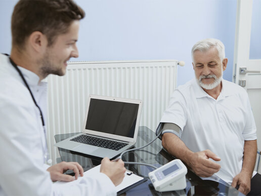 Який тонометр показує правильний тиск?